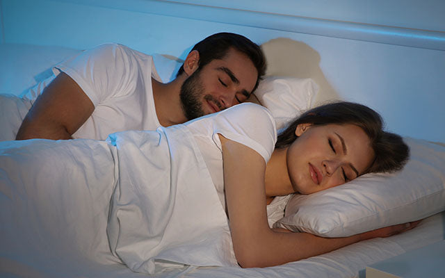 Avec les écouteurs de sommeil MYSLEEP002 mini